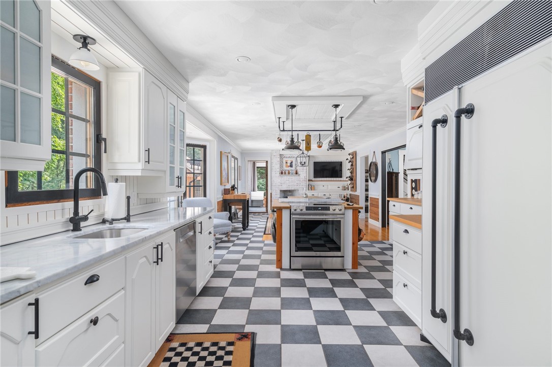 6 Mara Lane North Smithfield, RI 02896 - Photo 22 of 50