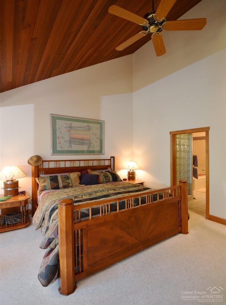 70313 Arvensis Black Butte Ranch, OR 97759 - Photo 17 of 25 Additional Photo