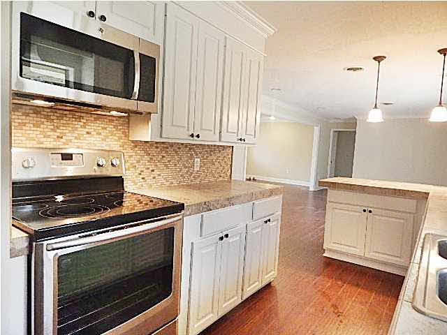 611 Dunton Road Clinton, MS 39056 - Photo 13 of 28 stainless appliances
