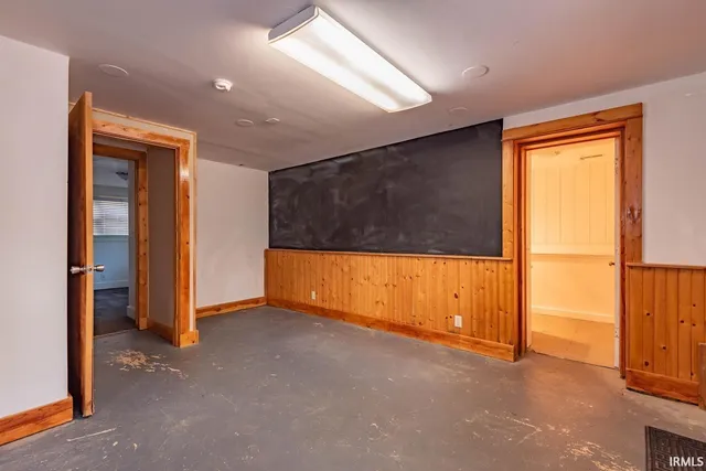 $2,950 | 204 South Clark Street, Bloomington, IN 47408