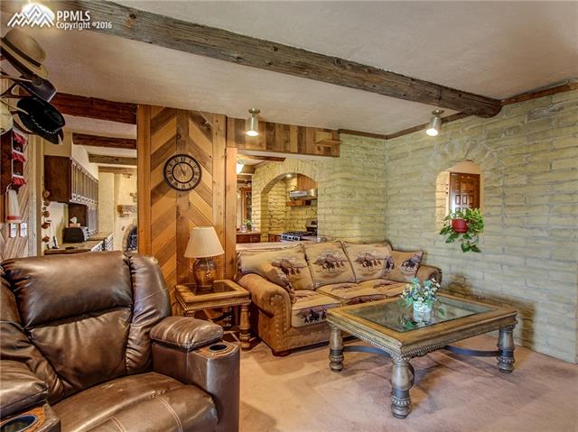 13802 South Perry Park Road Larkspur, CO 80118 - Photo 26 of 36 Gallery Image 26