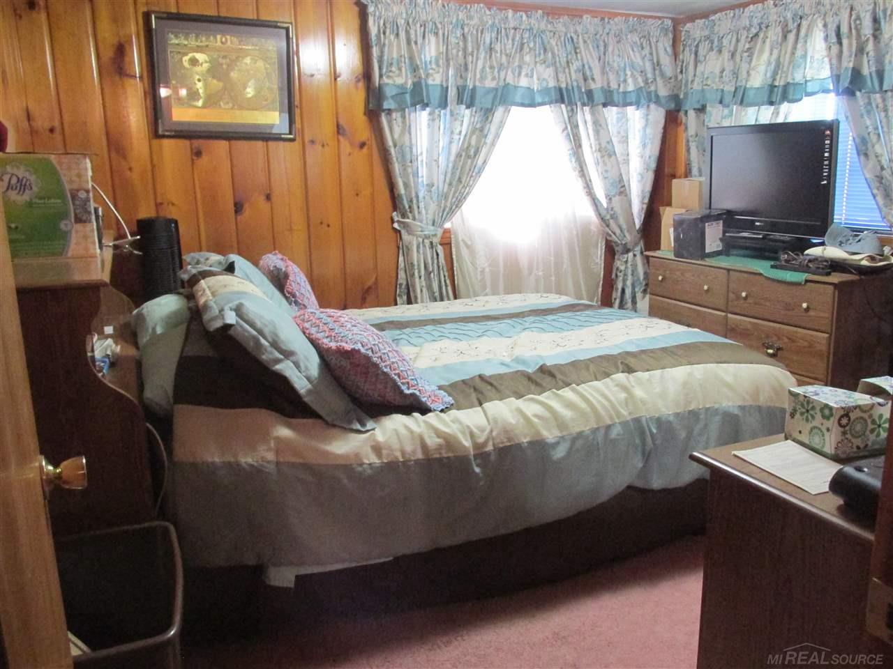7271 Pine Road Lexington, MI 48450 - Photo 26 of 32 50010632-25.JPG