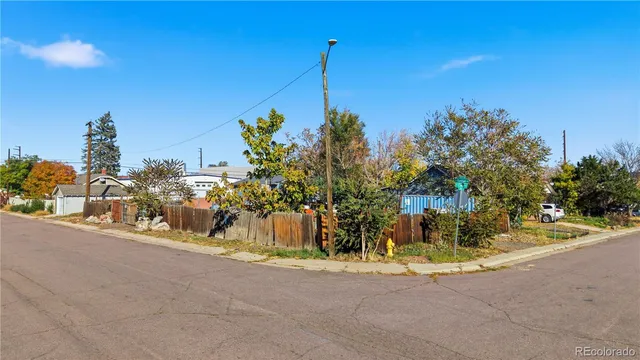 $325,000 | 1489 West Cedar Avenue, Denver, CO 80223