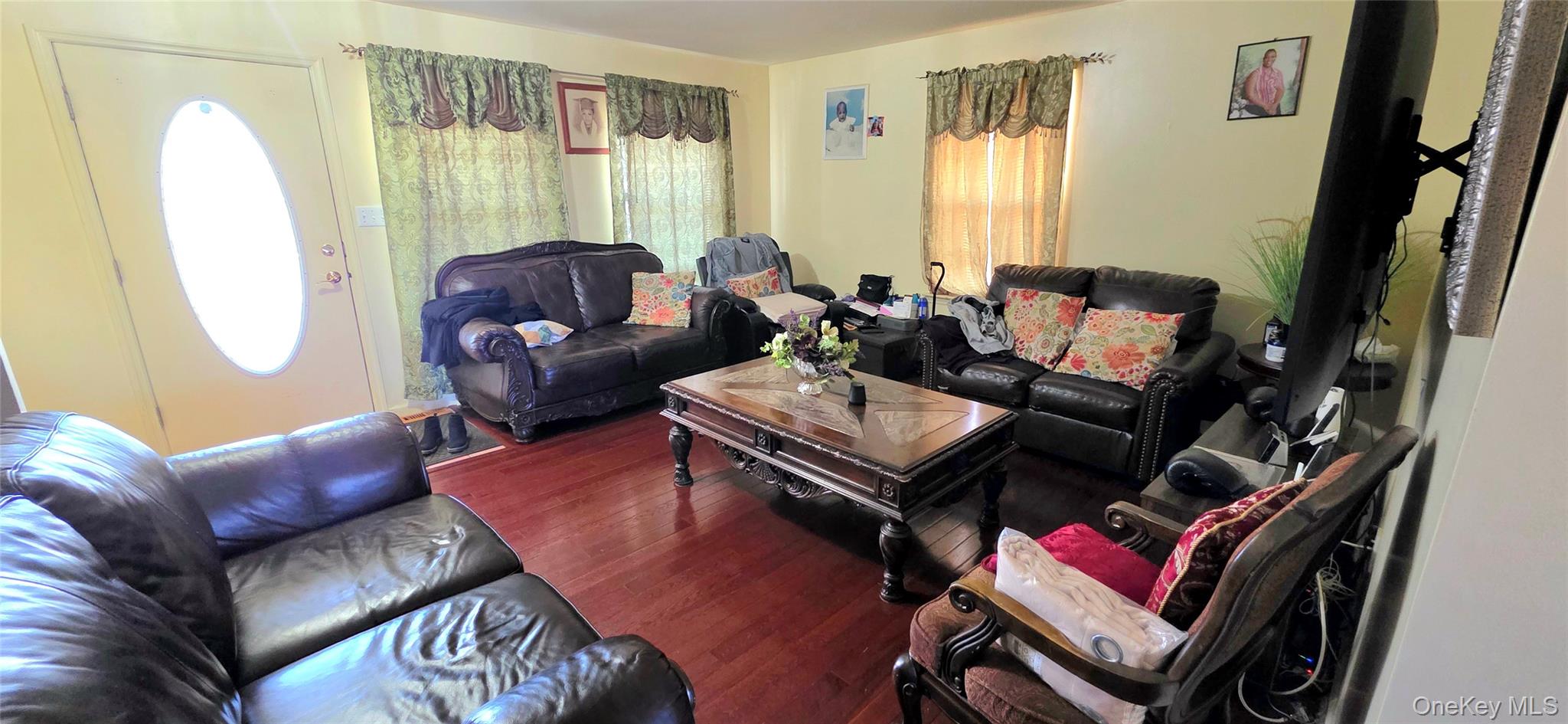 99 Evan Road Warwick, NY 10990 - Photo 5 of 20 a living room with furniture and a window