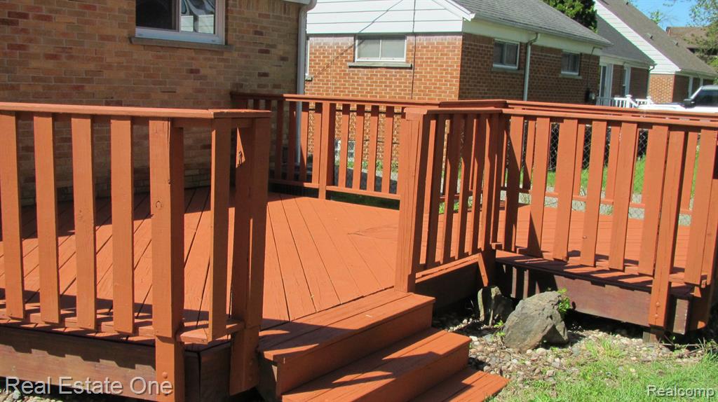 23656 Harvard Street Dearborn, MI 48124 - Photo 3 of 17