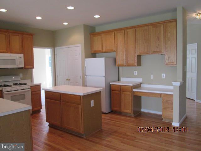 1757 Castle Rock Road Frederick, MD 21701 - Photo 16 of 24 Kitchen