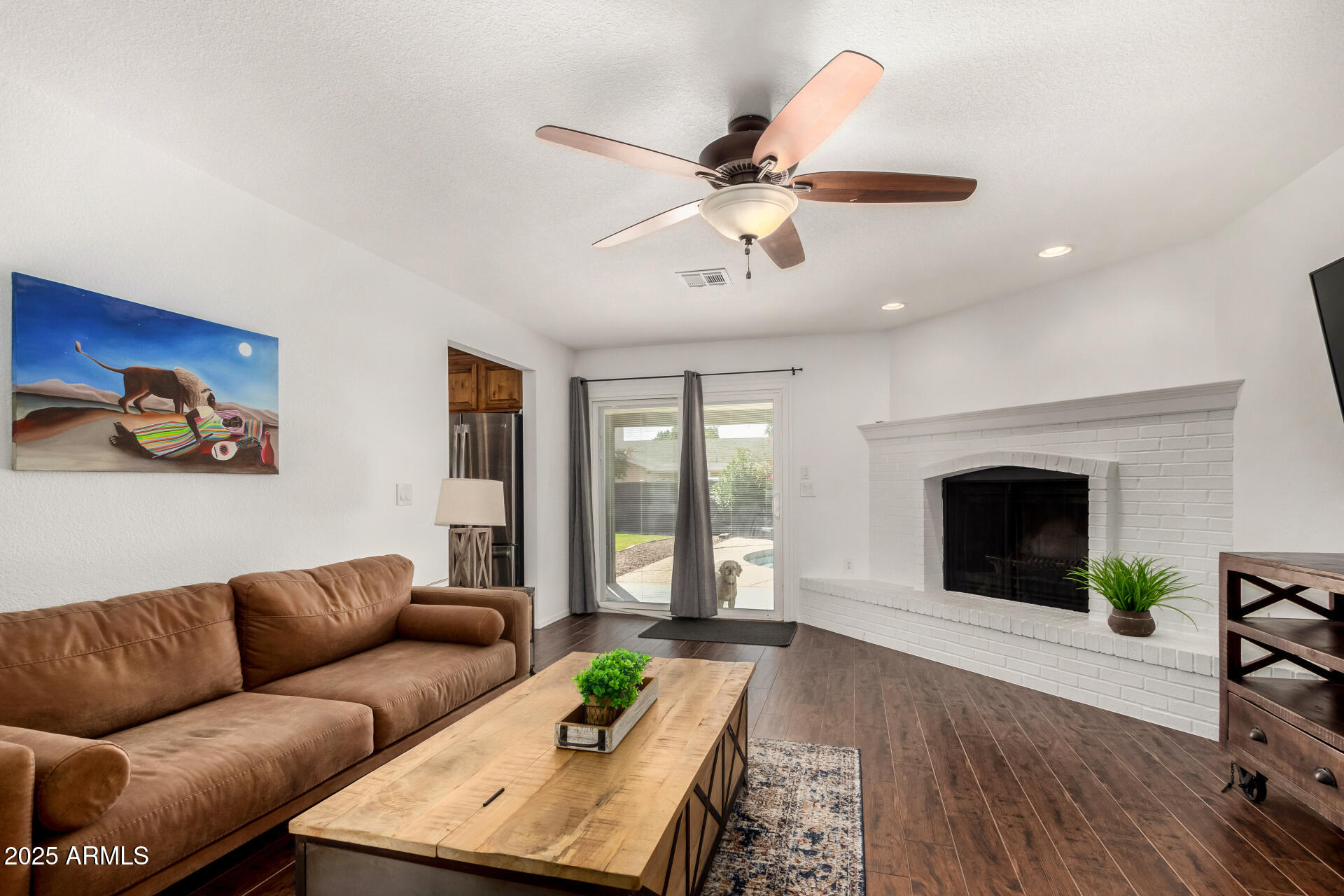 1622 North Gaylord Circle Mesa, AZ 85213 - Photo 6 of 39 07 - Gaylord