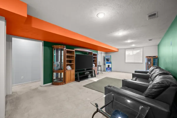 $332,000 | 2434 Jeffery Lane, Niles, MI 49120