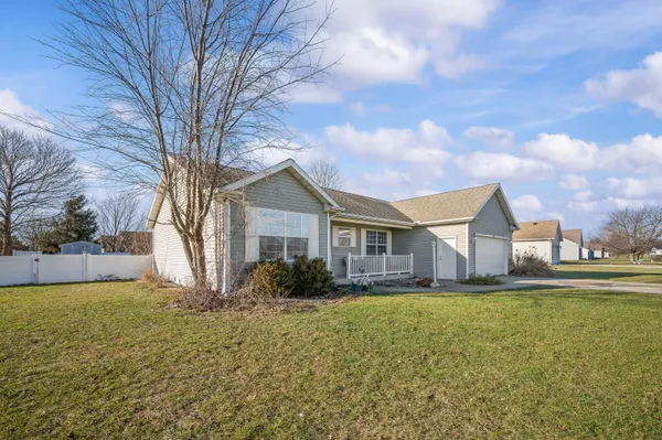 $332,000 | 2434 Jeffery Lane, Niles, MI 49120