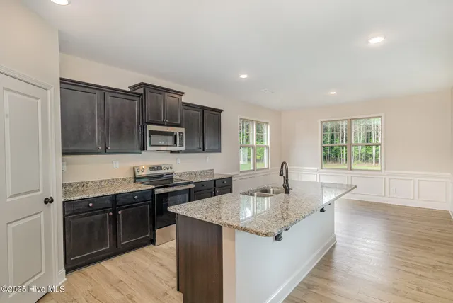 $369,800 | 18 Bonnybrook Court, Selma, NC 27576