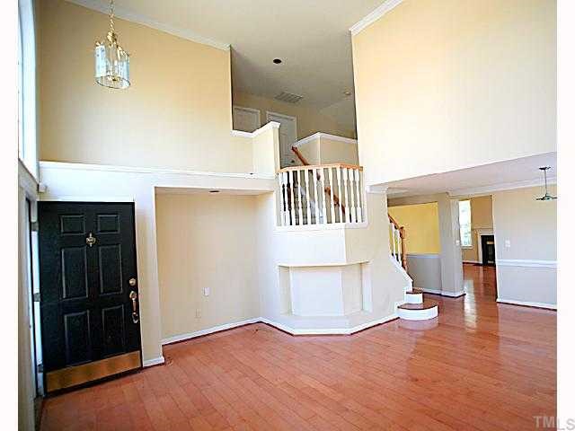 8301 Trumpetor Way Raleigh, NC 27613 - Photo 2 of 12