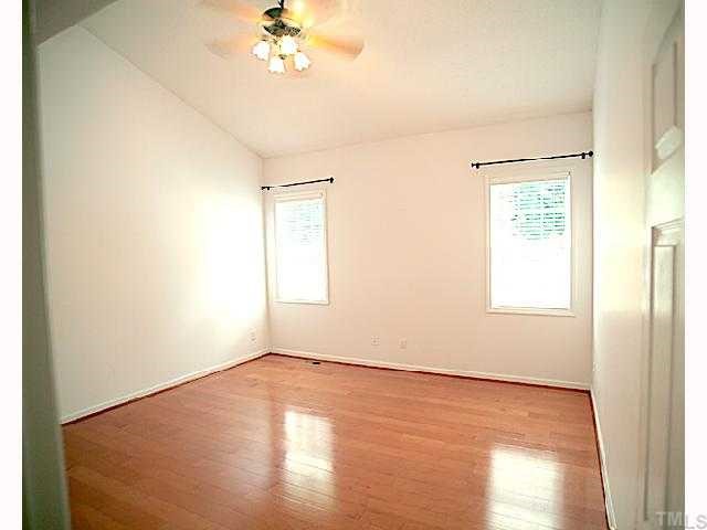 8301 Trumpetor Way Raleigh, NC 27613 - Photo 5 of 12