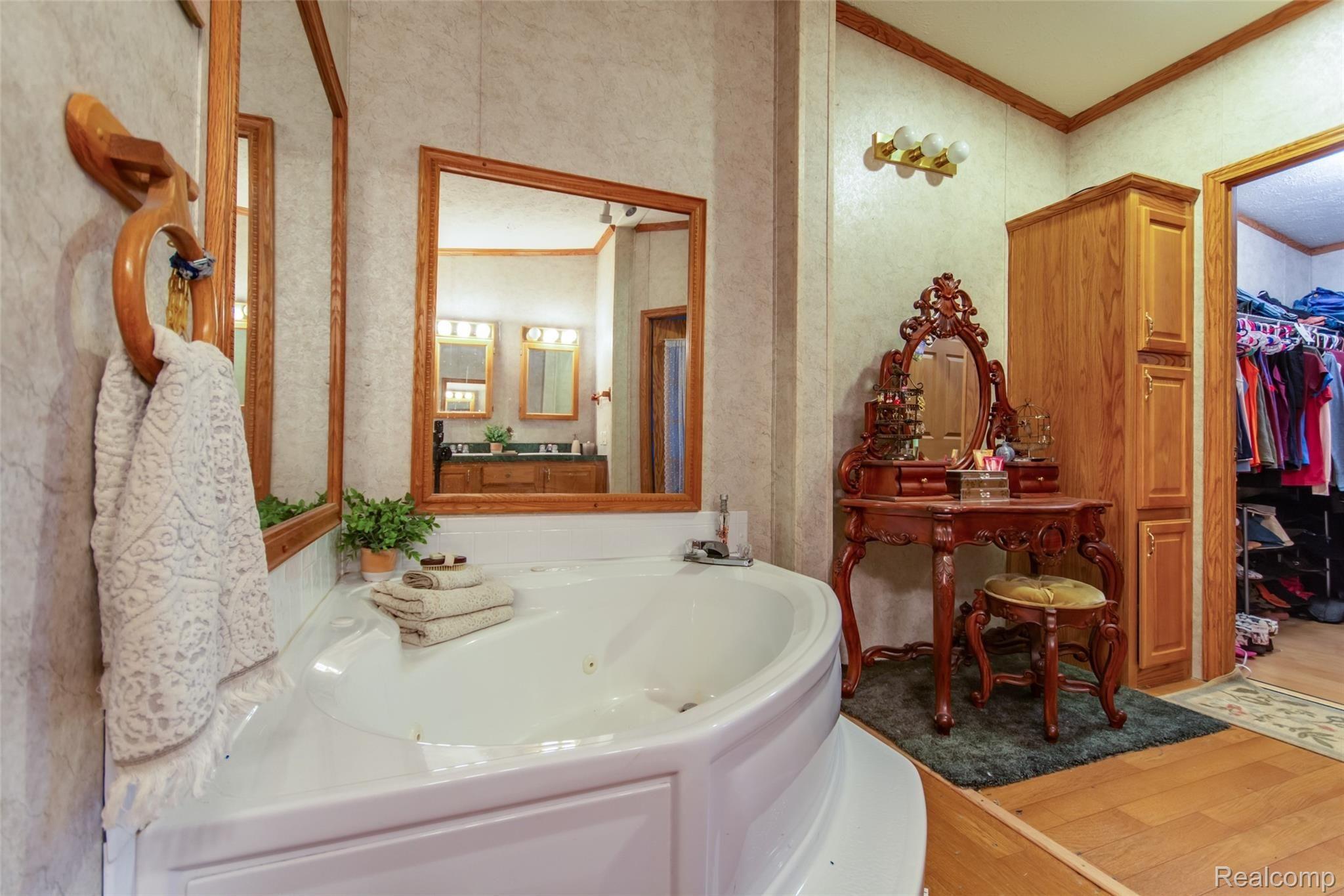 6185 Hackman Road Yale, MI 48097 - Photo 19 of 28 DSC_4253enf.jpg