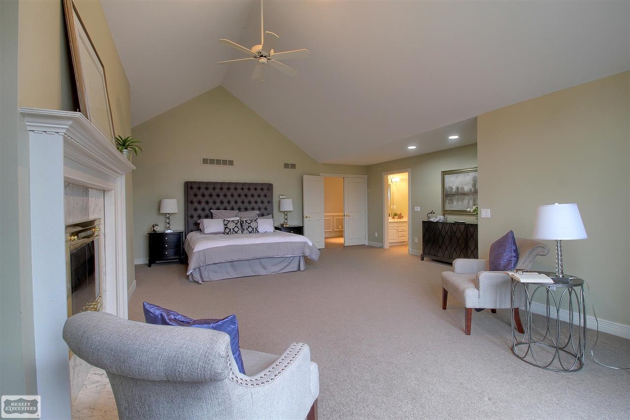 6532 Cornerstone Lane, Unit 4 Rochester Hills, MI 48306 - Photo 40 of 58