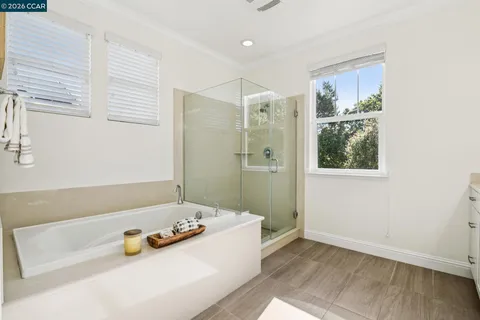 $1,279,000 | 15 Hazel Tree Ridge, Orinda, CA 94563