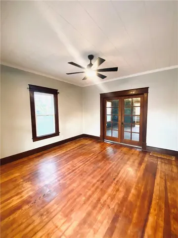 $185,000 | 715 Pine Street, Sweet Springs, MO 65351