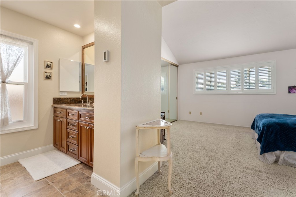1106 Ridgecrest Circle Costa Mesa, CA 92627 - Photo 22 of 31 a view of an empty room and window