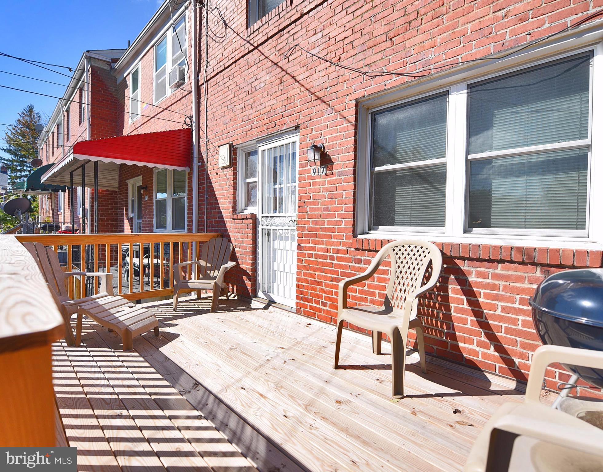 917 Coleridge Road Baltimore, MD 21229 - Photo 14 of 29 Deck