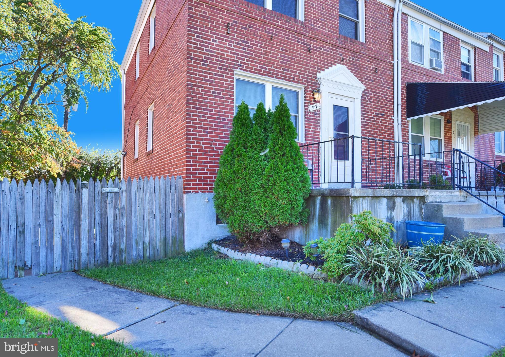 917 Coleridge Road Baltimore, MD 21229 - Photo 3 of 29 Exterior (Front)