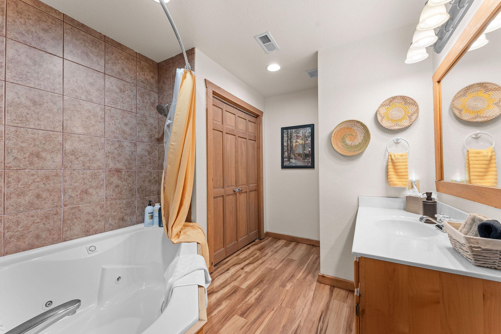 72 Lost Creek Circle, Unit 8 Reeds Spring, MO 65737 - Photo 28 of 82 Bath 3