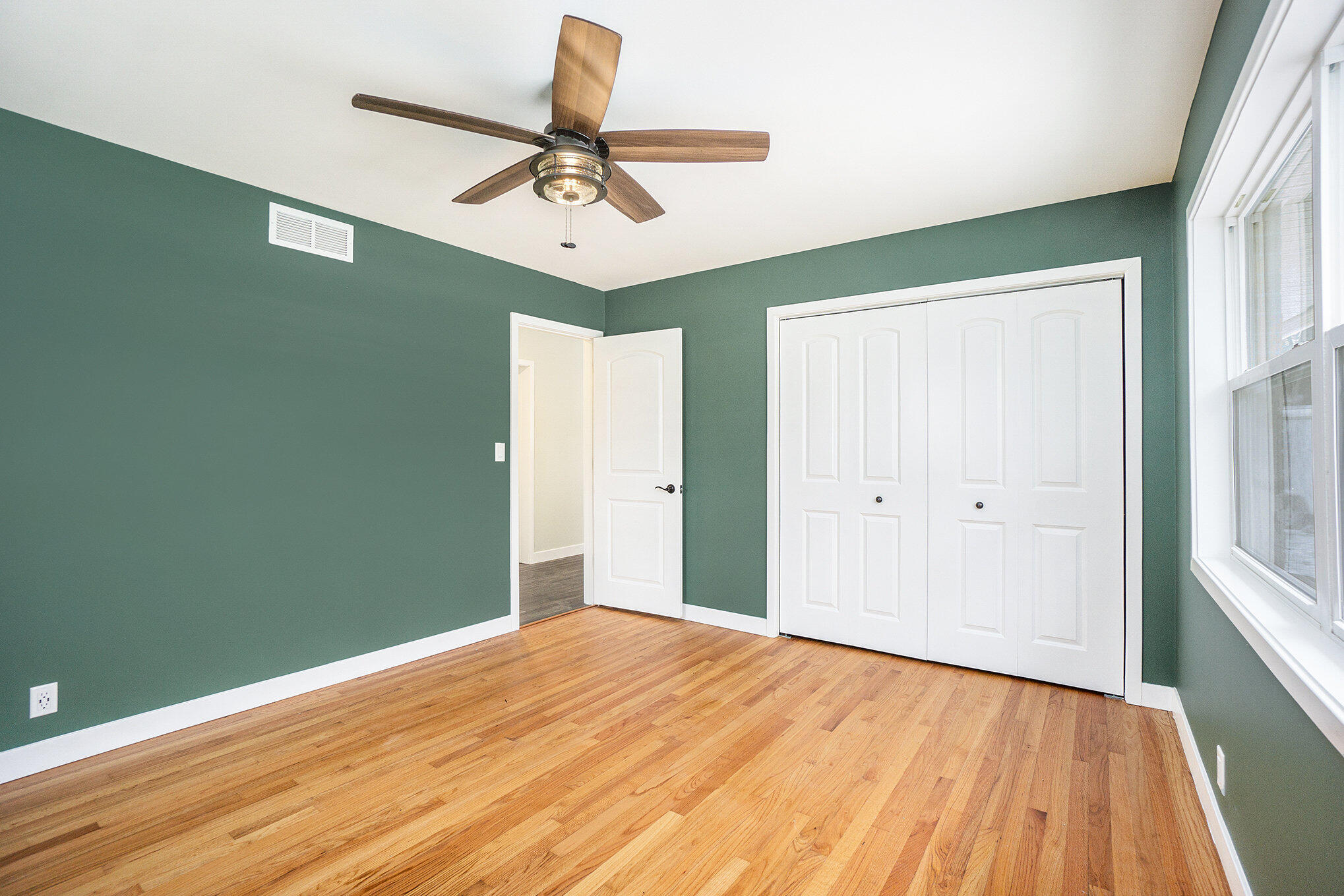 3228 Olney Road Kalamazoo, MI 49006 - Photo 19 of 29 020_dsc04551_648