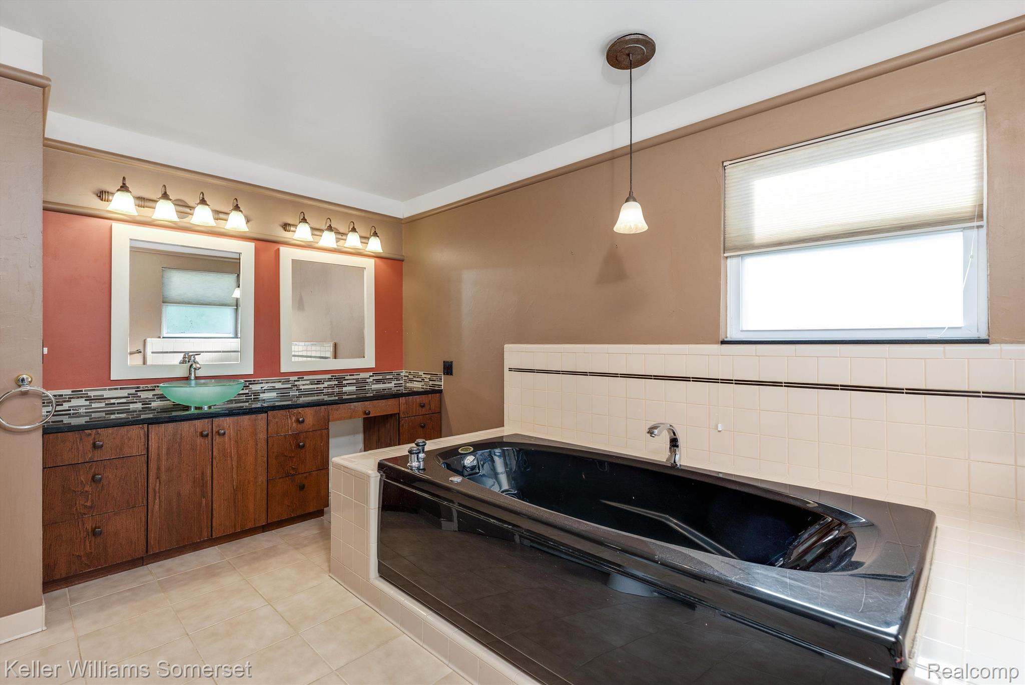 233 East 13 Mile Road Royal Oak, MI 48073 - Photo 22 of 28 Gallery Image 22