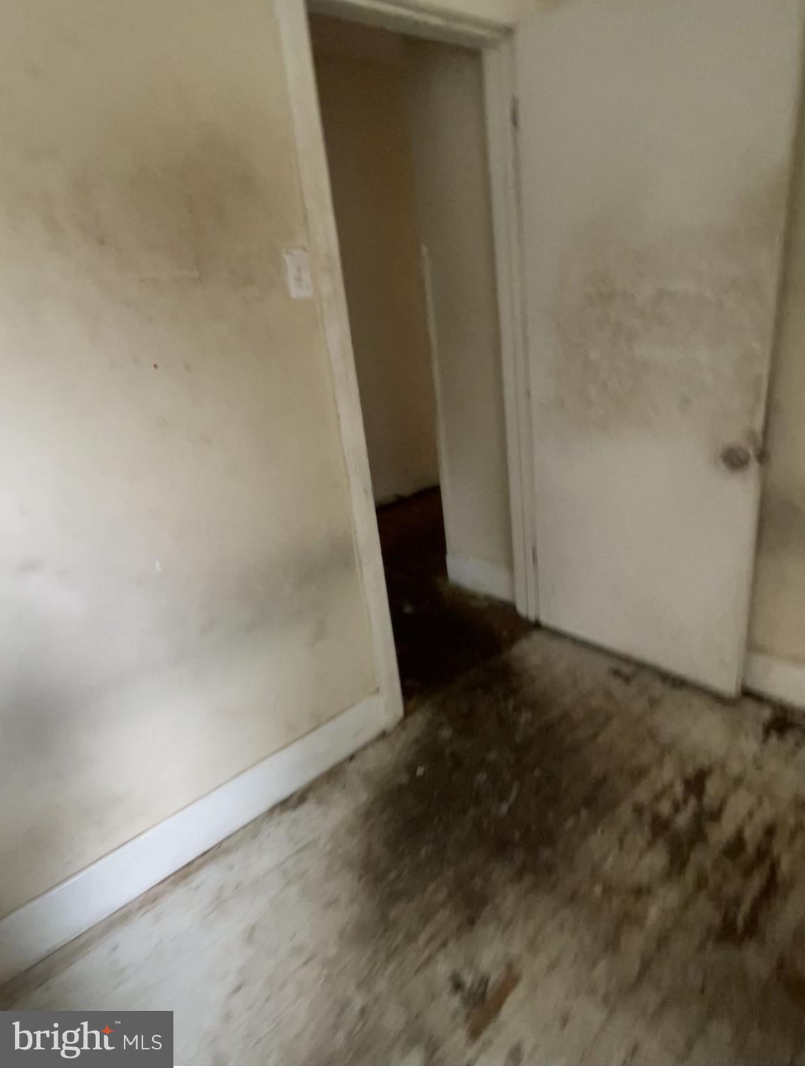 34 East 23rd Street Chester, PA 19013 - Photo 15 of 27