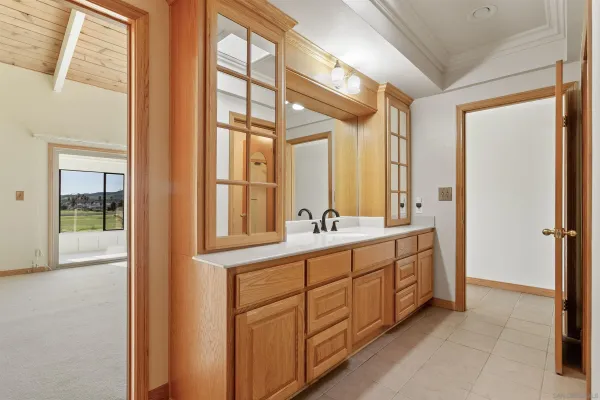 $775,000 | 44 Vía Casitas, Bonsall, CA 92003