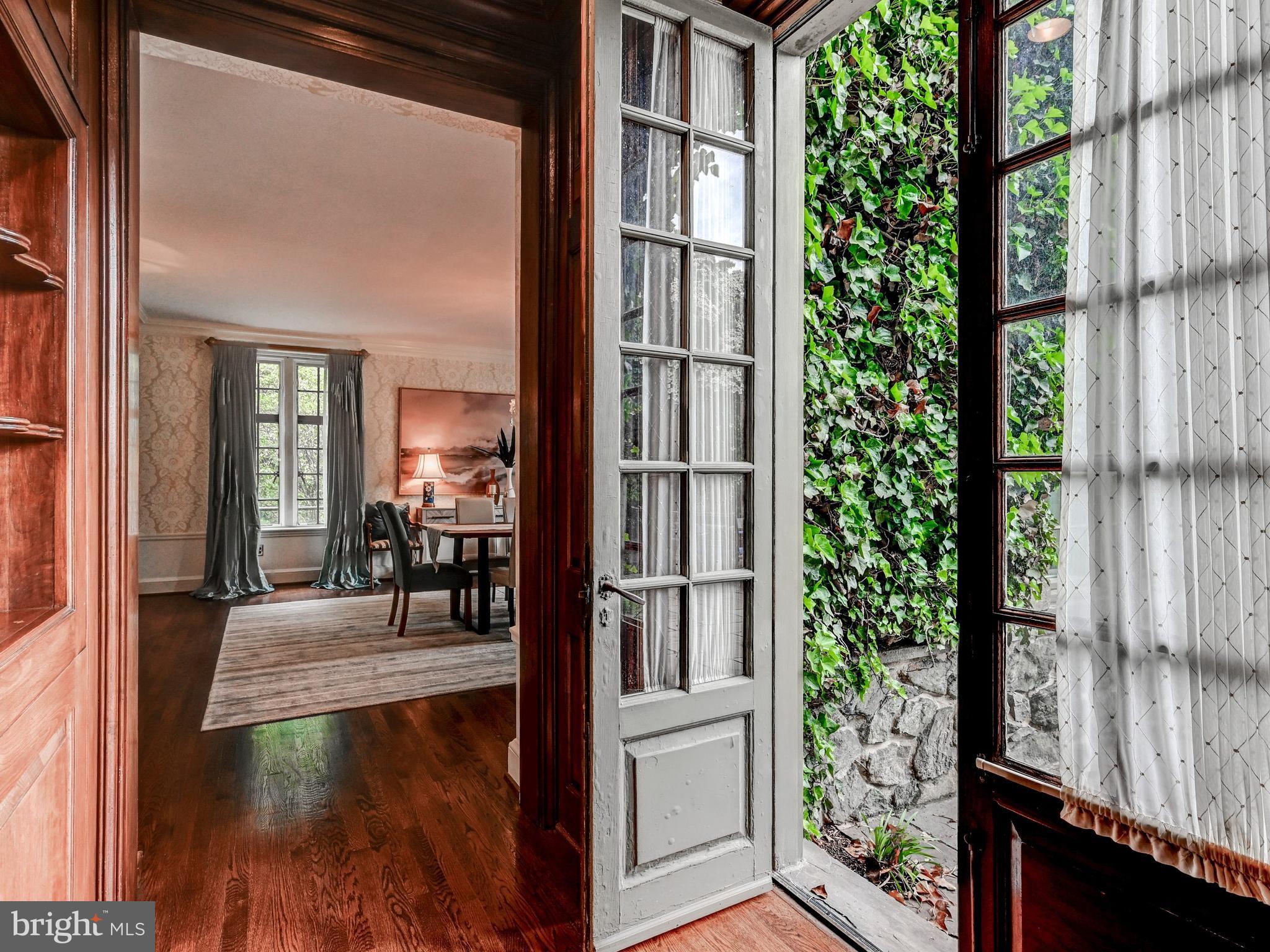 102 Cotswold Road Baltimore, MD 21210 - Photo 19 of 75