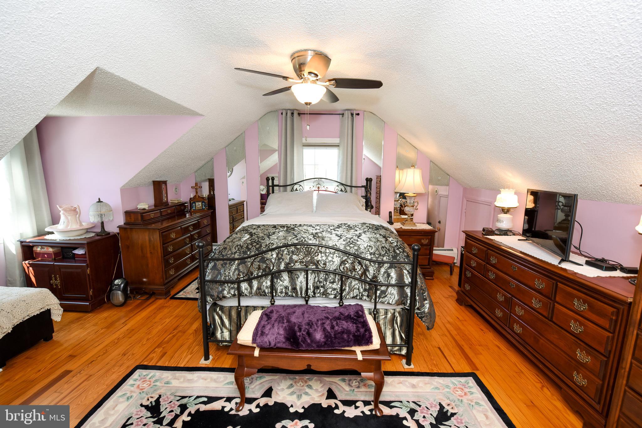 359 Durham Road Langhorne, PA 19047 - Photo 17 of 33 Gallery Image 17
