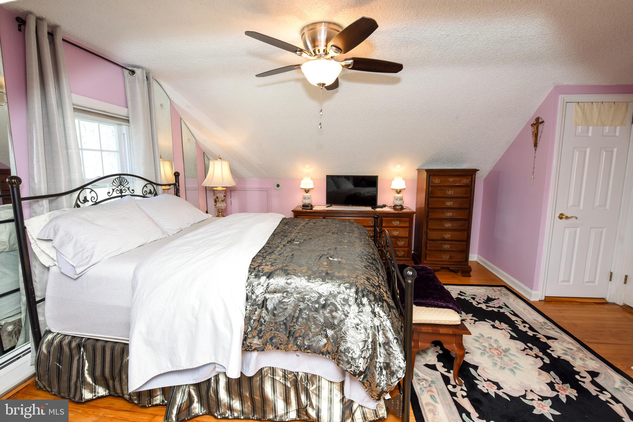 359 Durham Road Langhorne, PA 19047 - Photo 18 of 33 Gallery Image 18