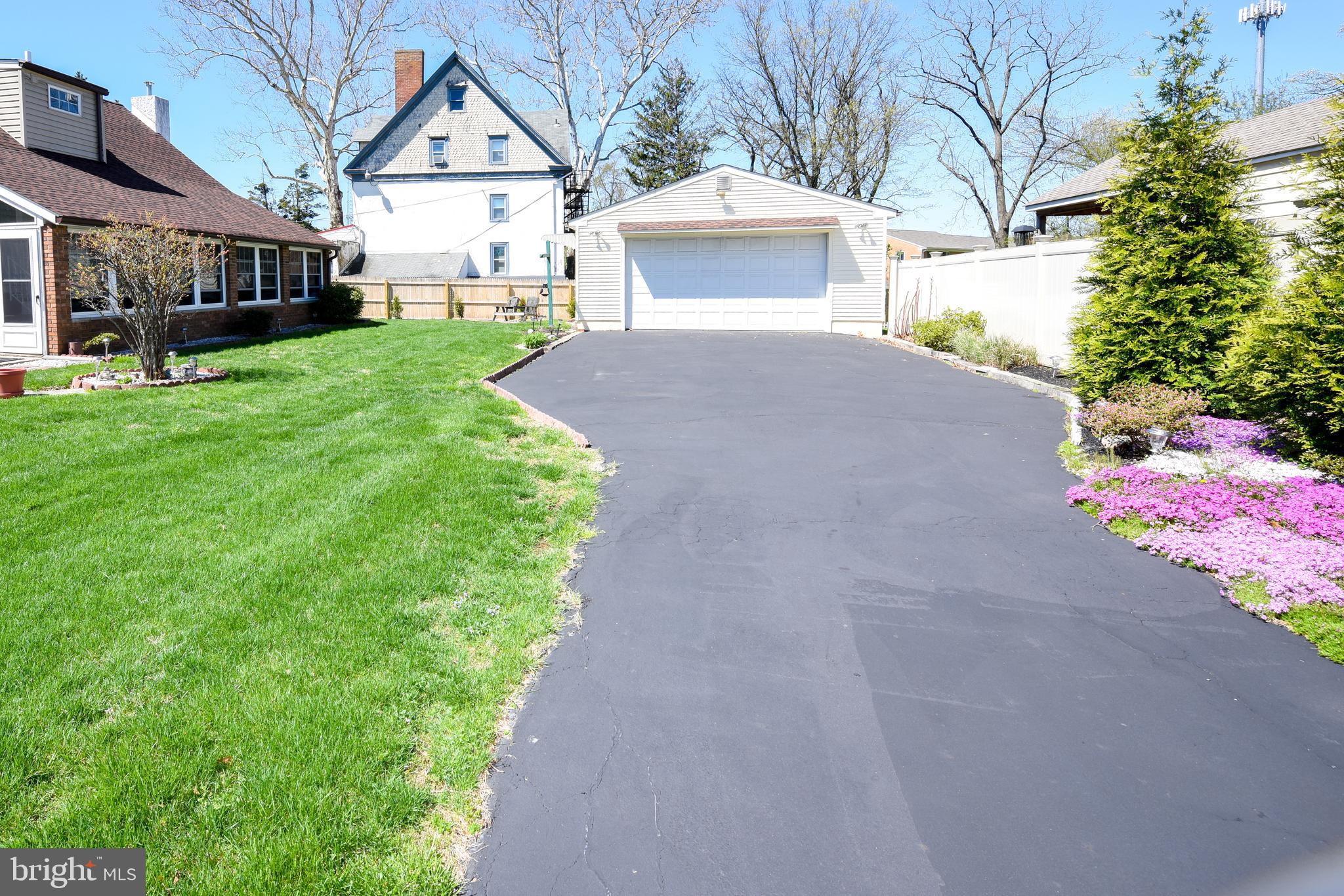 359 Durham Road Langhorne, PA 19047 - Photo 26 of 33 Gallery Image 26
