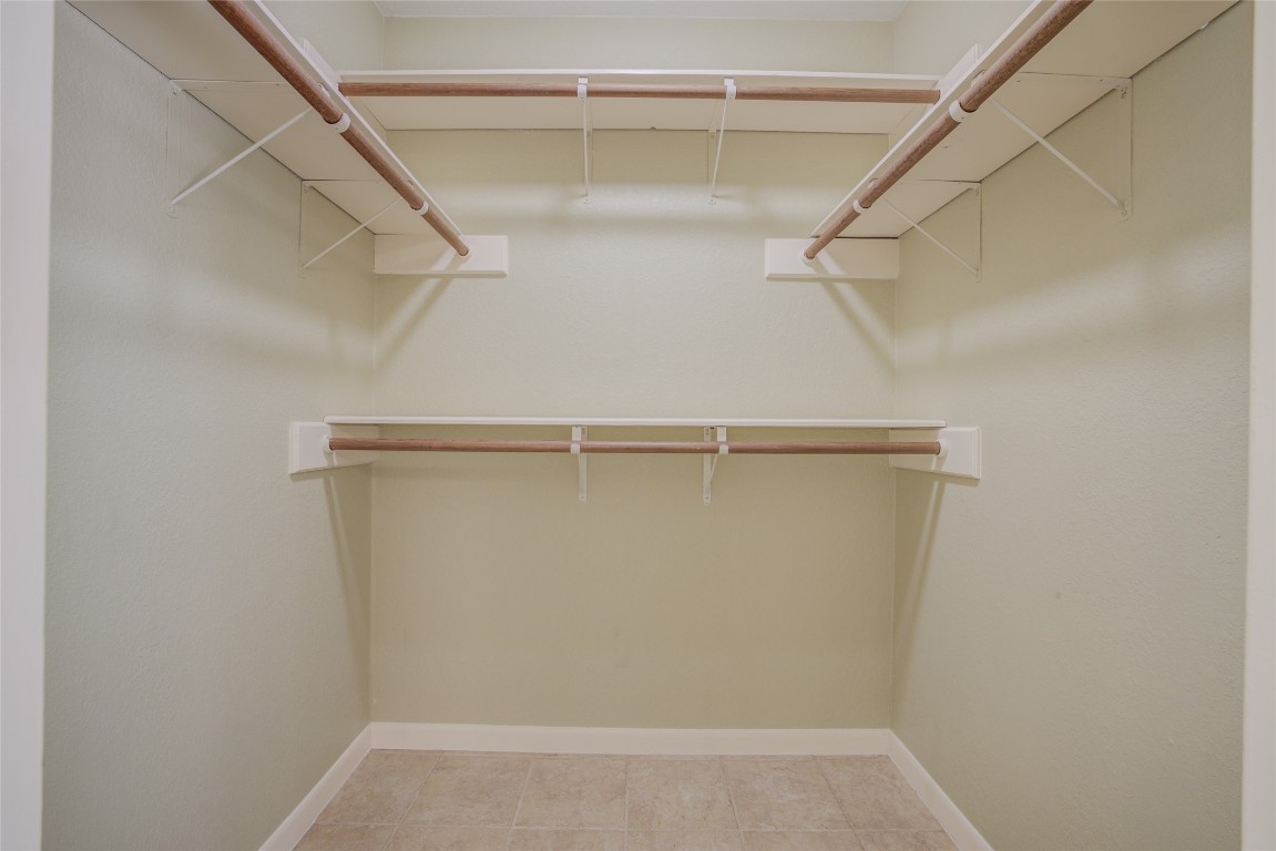 306 Corral Lane, Unit B Austin, TX 78745 - Photo 20 of 33 a view of small space