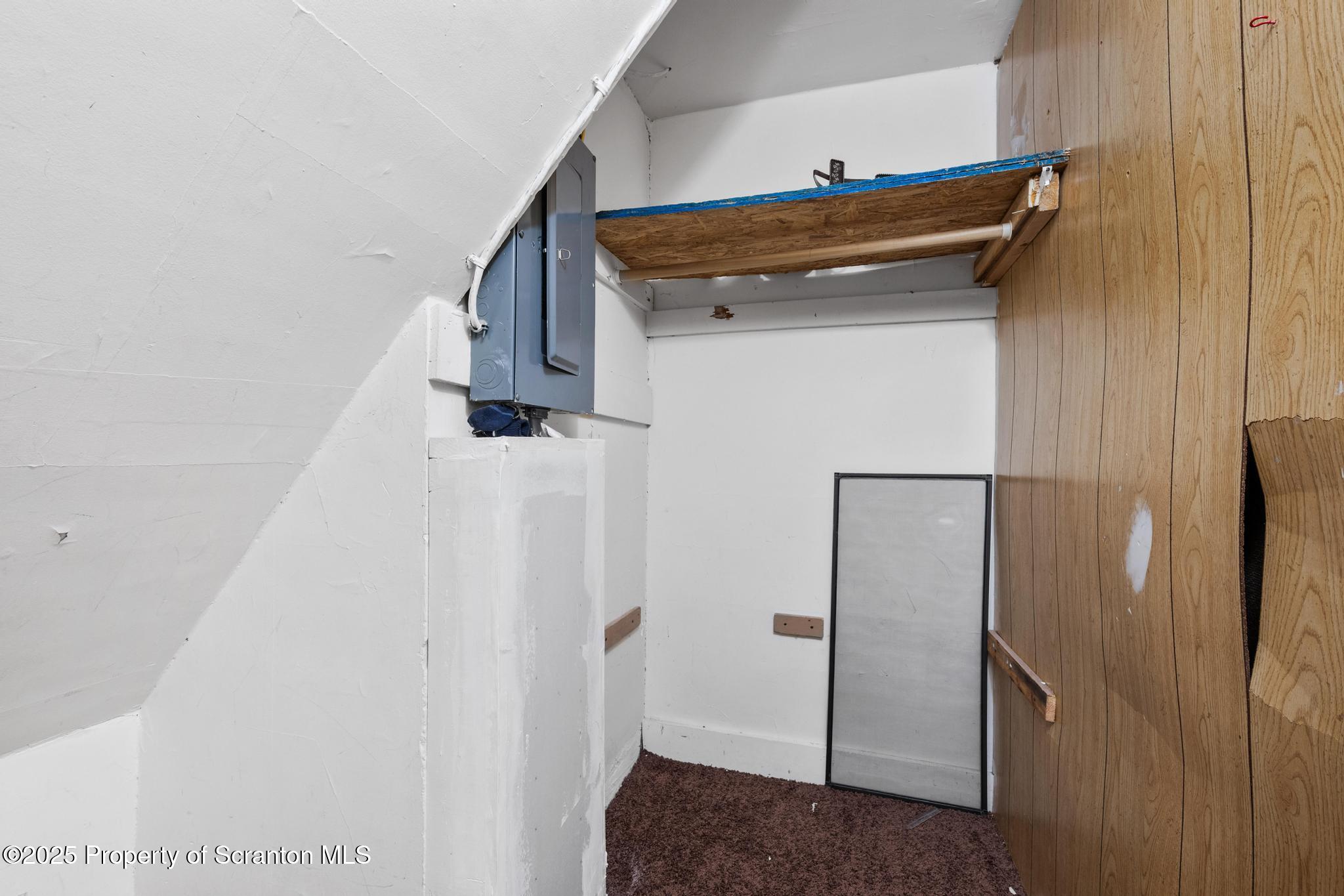 729 Moltke Avenue Scranton, PA 18505 - Photo 39 of 43 a view of entryway