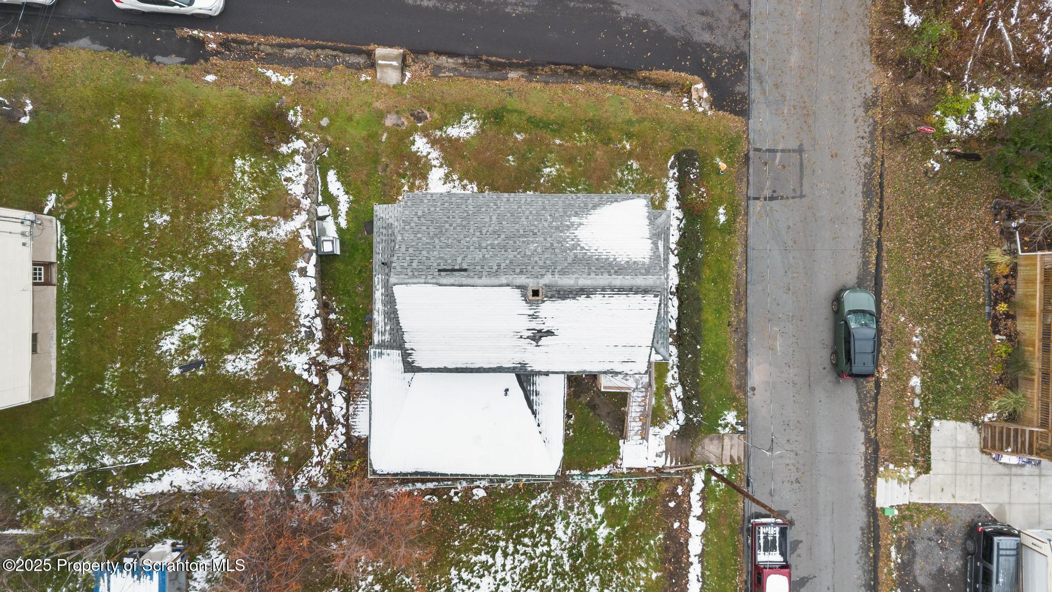 729 Moltke Avenue Scranton, PA 18505 - Photo 8 of 43