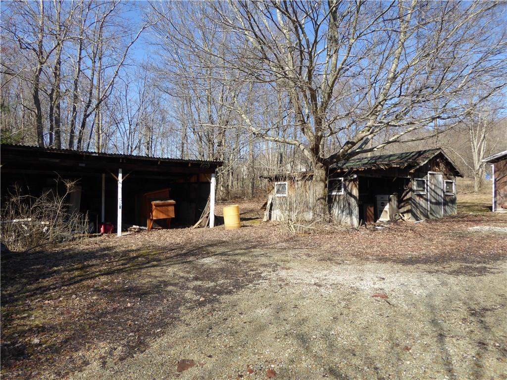 191 Rutter Lane Smock, PA 15480 - Photo 4 of 6