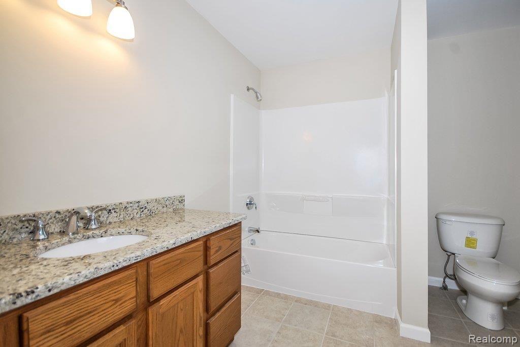4181 Patterson Lk Road Pinckney, MI 48169 - Photo 14 of 25 22.jpg