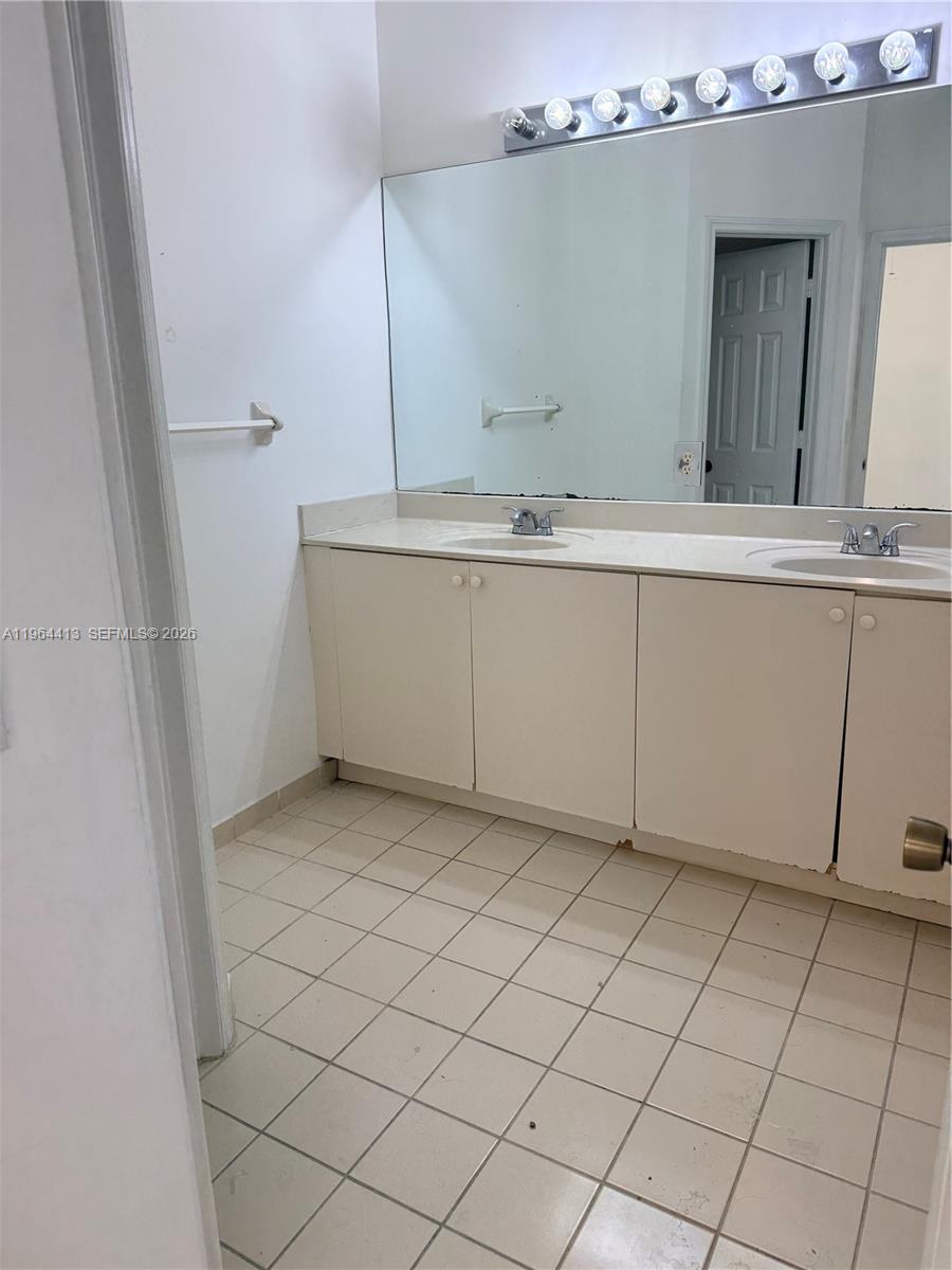 2117 Northeast 7th Street, Unit 2117 Homestead, FL 33033 - Photo 15 of 28