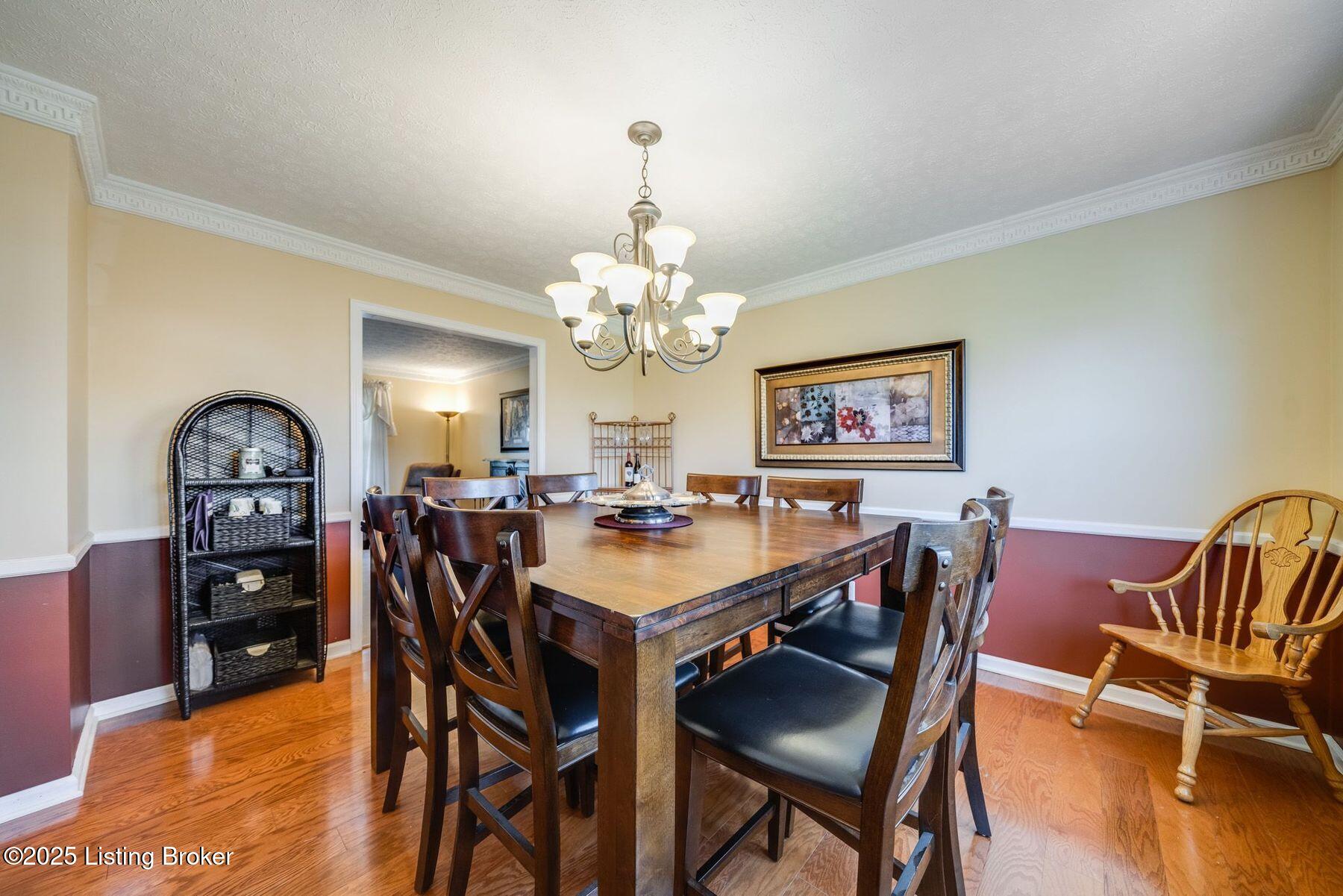 9016 Cardiff Road Louisville, KY 40242 - Photo 12 of 58 photo_online_011