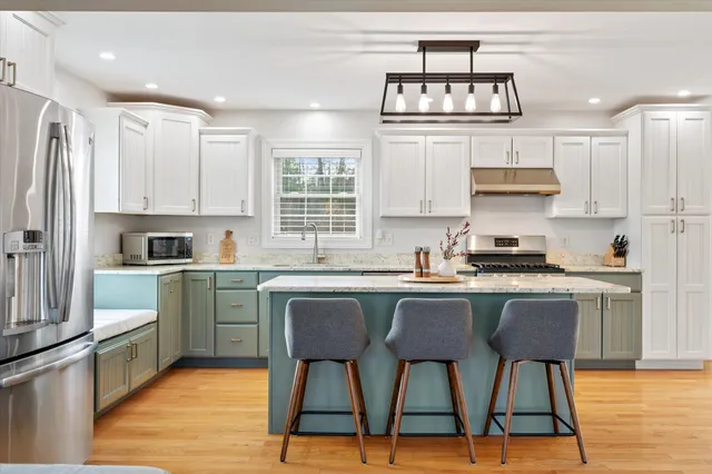 $549,900 | 224 Rolling Meadow Drive, Bangor, ME 04401