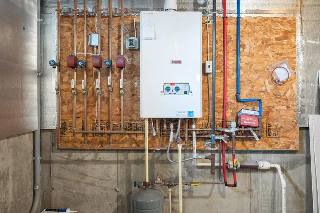 $549,900 | 224 Rolling Meadow Drive, Bangor, ME 04401