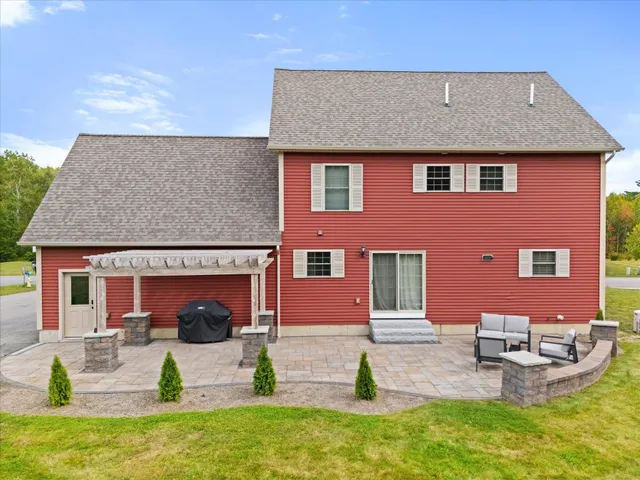 $549,900 | 224 Rolling Meadow Drive, Bangor, ME 04401