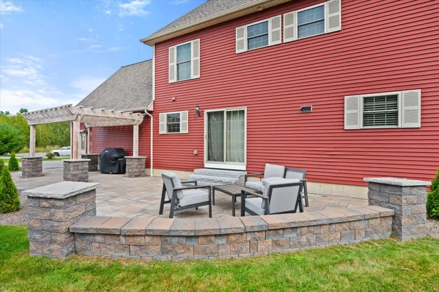 $549,900 | 224 Rolling Meadow Drive, Bangor, ME 04401