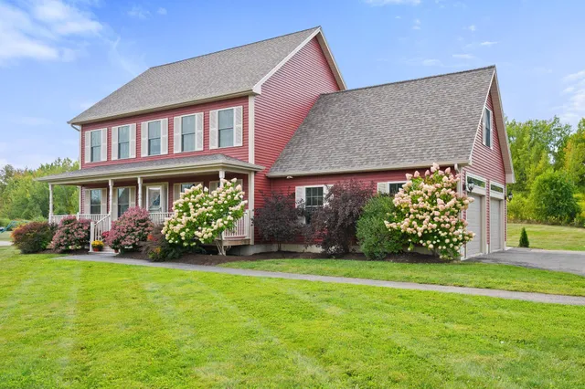 $549,900 | 224 Rolling Meadow Drive, Bangor, ME 04401