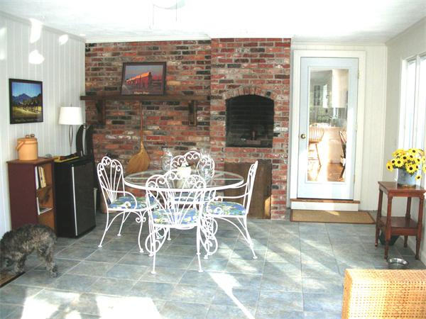 19 Crown Point Road Sudbury, MA 01776 - Photo 11 of 18