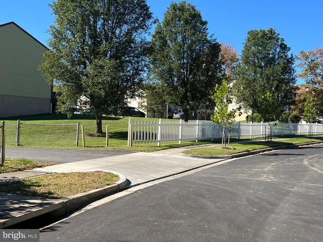 $275,000 | 11408 Laurelwalk Drive, Unit 109, Laurel, MD 20708