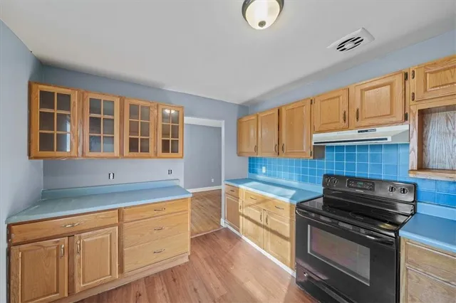 $299,500 | 9918 Benson Drive, Overland Park, KS 66212