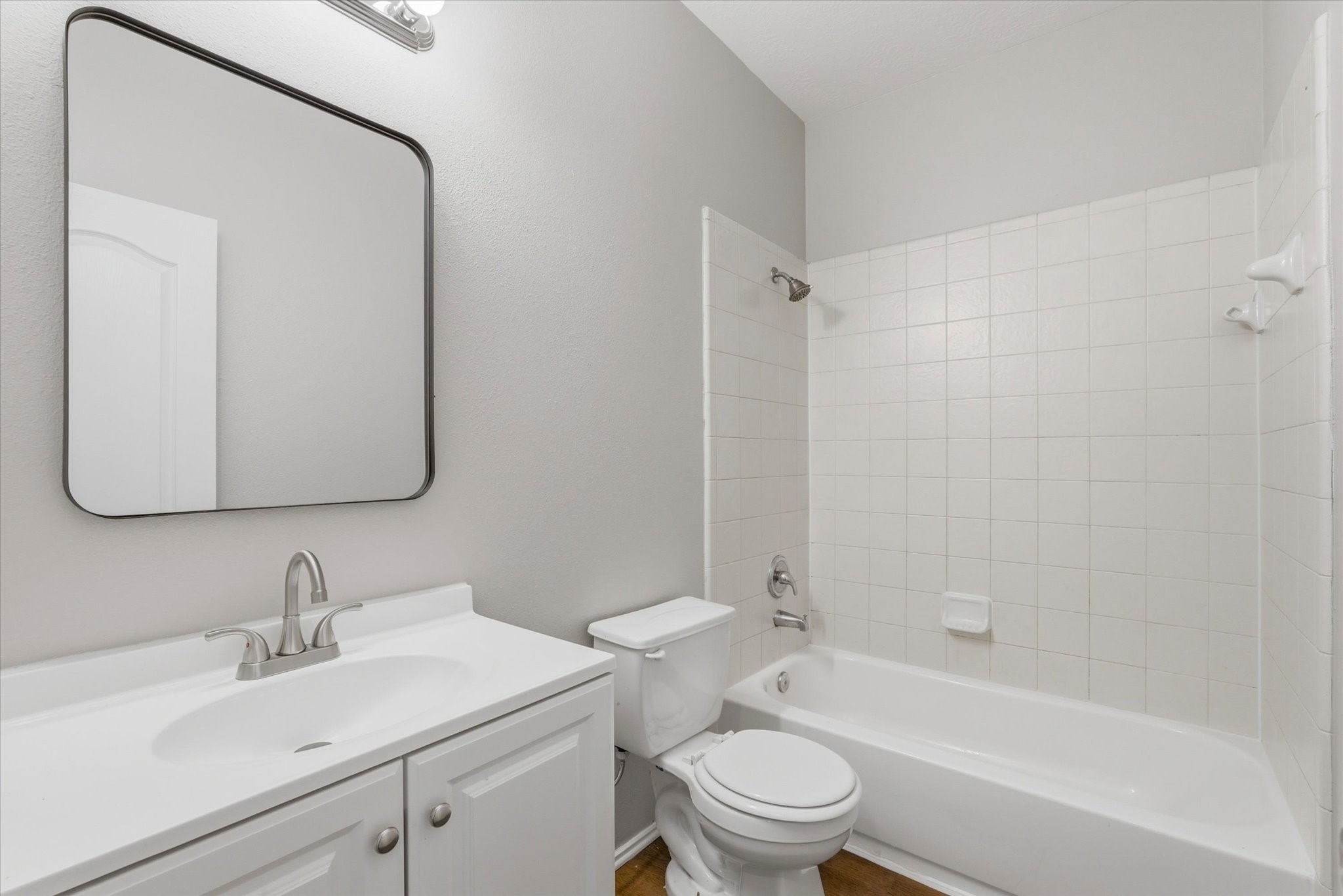 4506 Prince Street Baytown, TX 77521 - Photo 19 of 26 2nd Full Bathroom