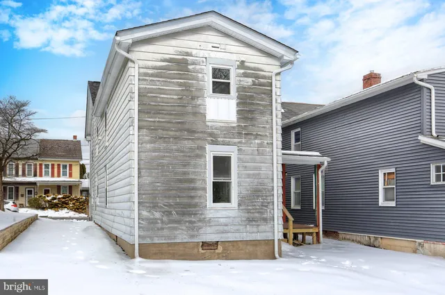 $295,000 | 416 Penn Street, Middletown, PA 17057