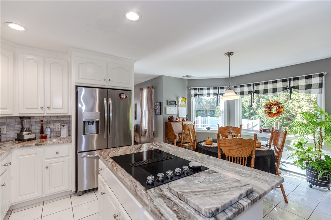 168 Old River Road Lincoln, RI 02865 - Photo 11 of 50